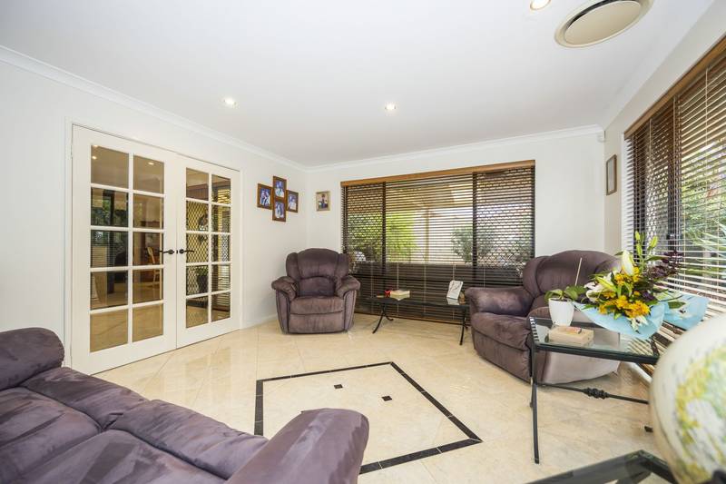 10 felton retreat, Mindarie, WA 6030