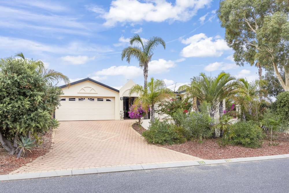 10 felton retreat, Mindarie, WA 6030