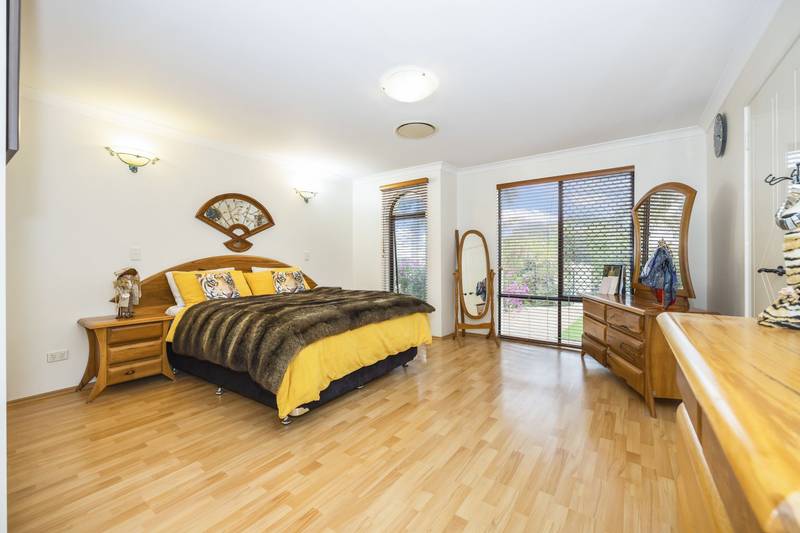 10 felton retreat, Mindarie, WA 6030