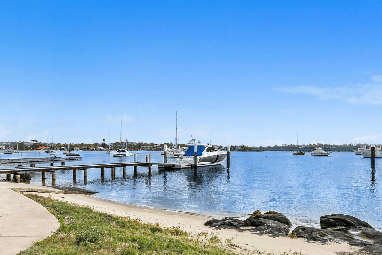 41 Holt Road, Taren Point, NSW 2229