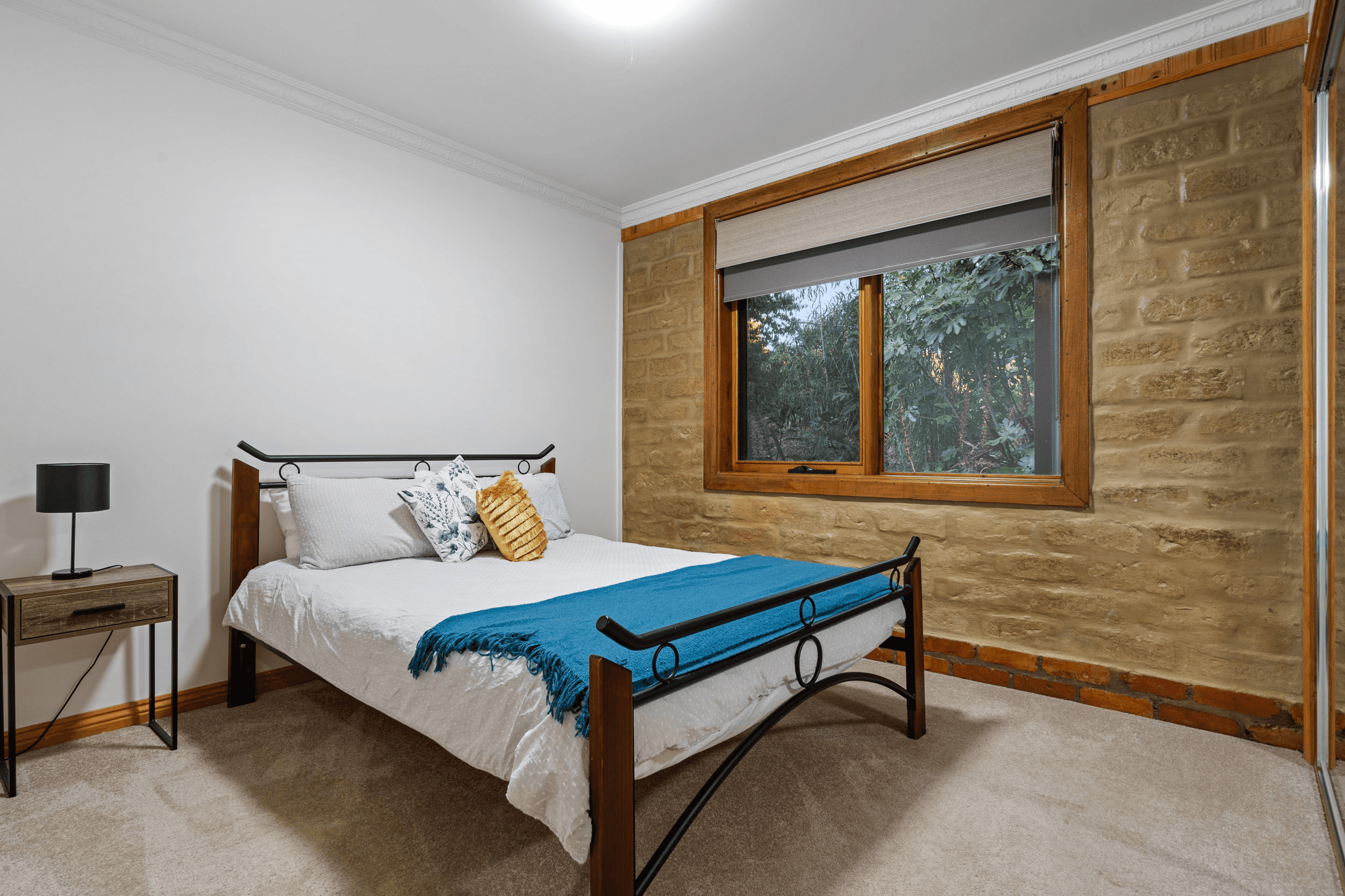 889 Lake Road, BETHANGA, VIC 3691