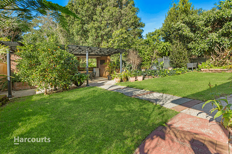 15 Blue Gum Place, BARRACK HEIGHTS, NSW 2528