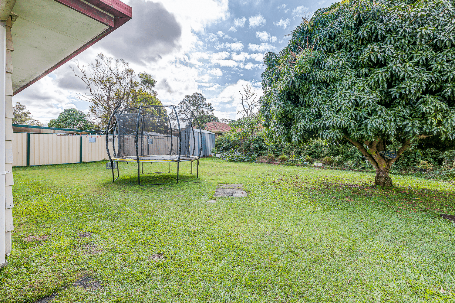 11 Gazania Street, KINGSTON, QLD 4114