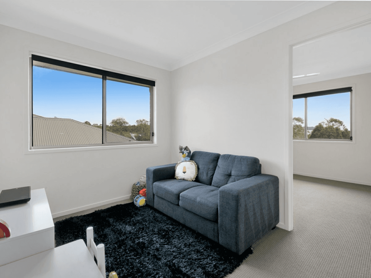 30 Copper Parade, PIMPAMA, QLD 4209