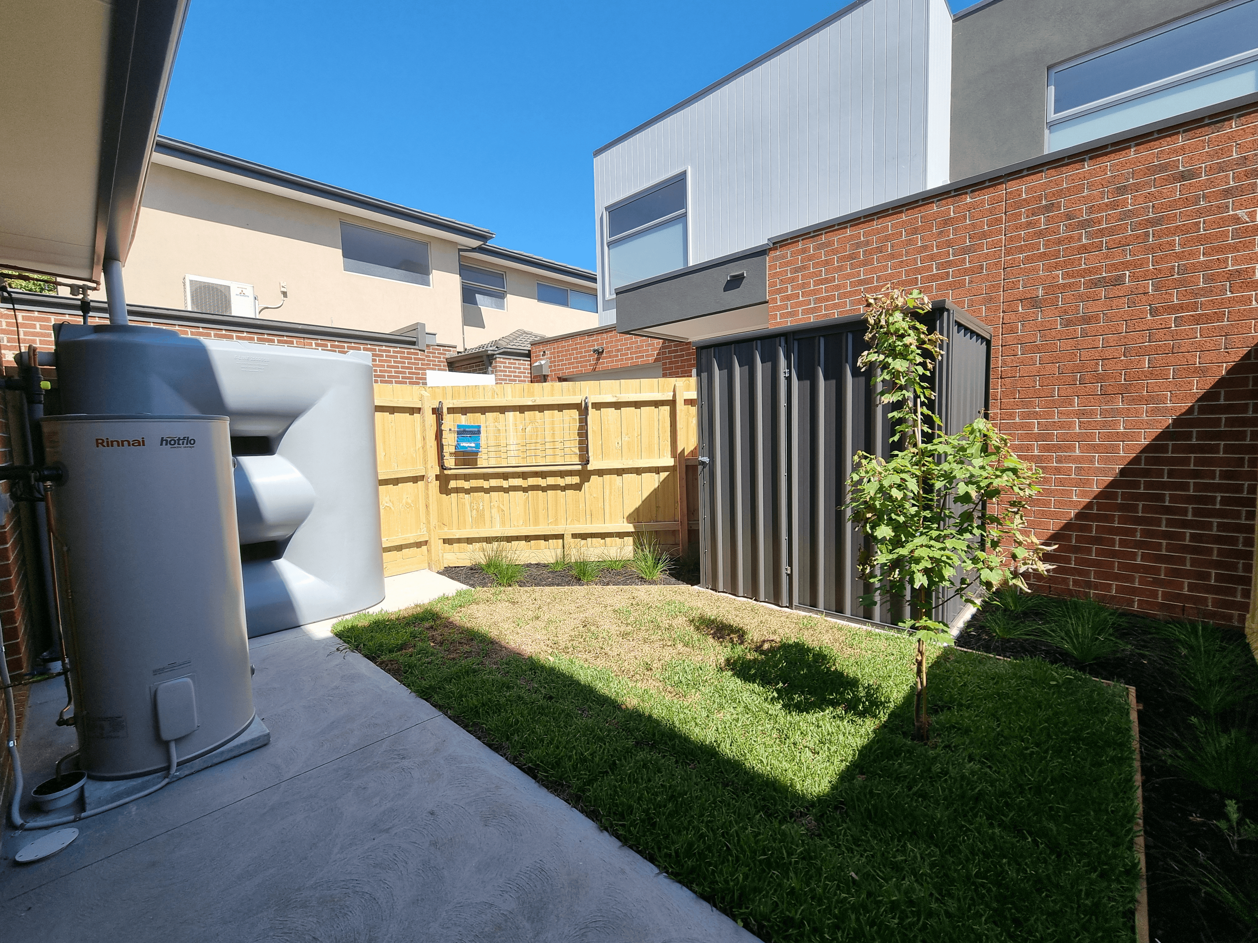 2/22 Castley Crescent, BRAYBROOK, VIC 3019