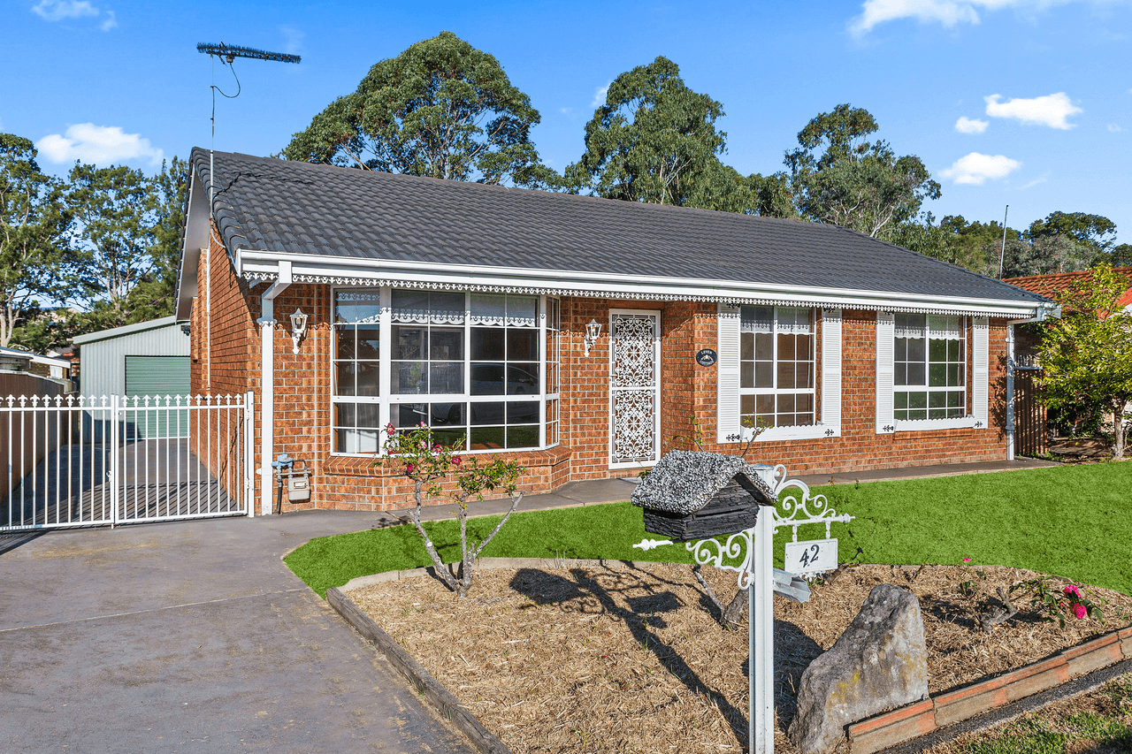 42 Mayfield Circuit, ALBION PARK, NSW 2527