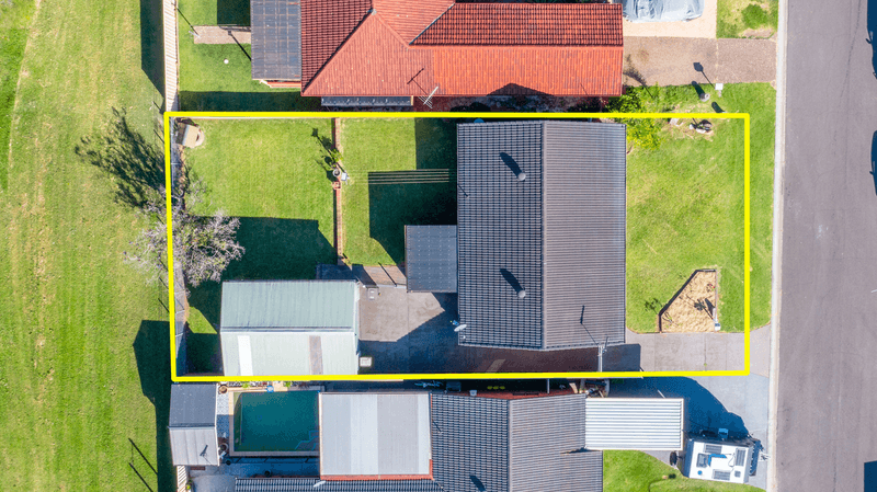 42 Mayfield Circuit, ALBION PARK, NSW 2527