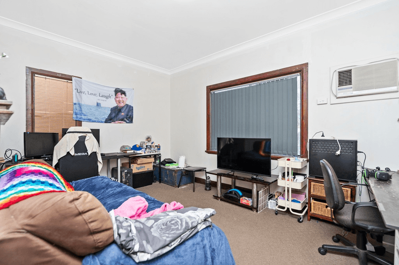 8 Service Street, Mandurah, WA 6210