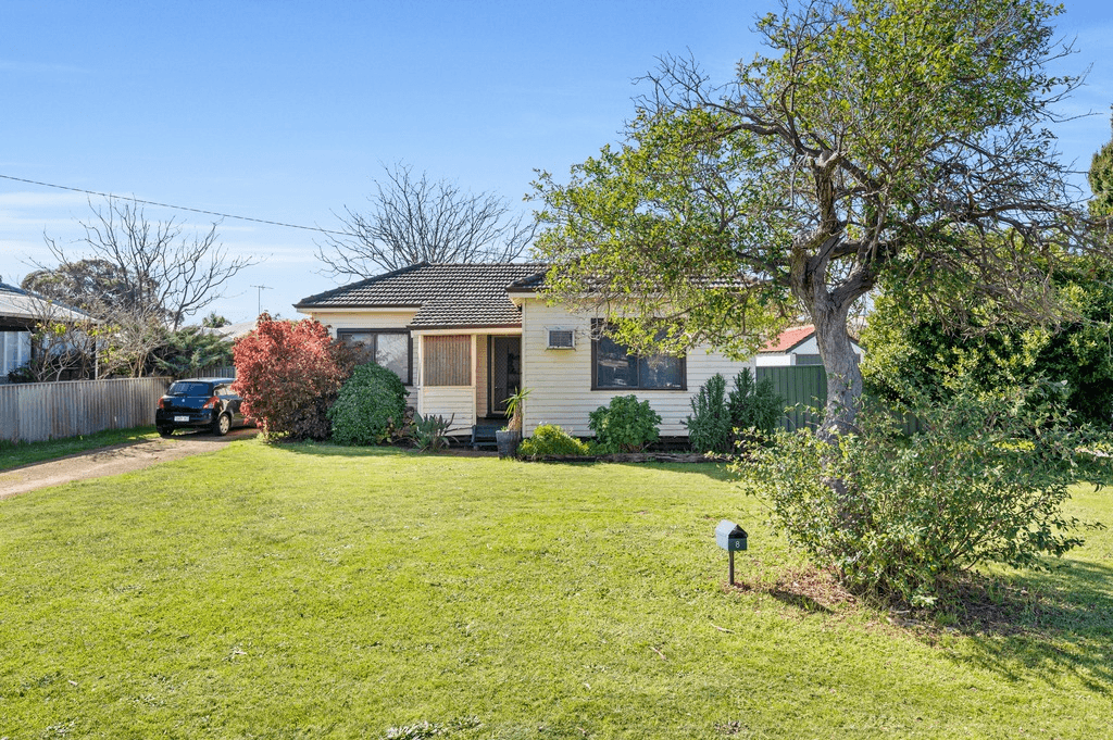 8 Service Street, Mandurah, WA 6210