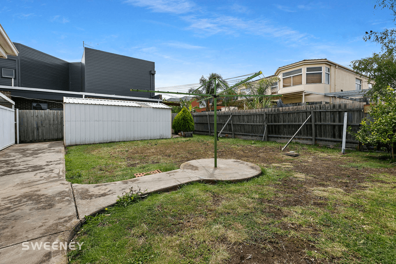 10 Lakefield Way, Cairnlea, VIC 3023