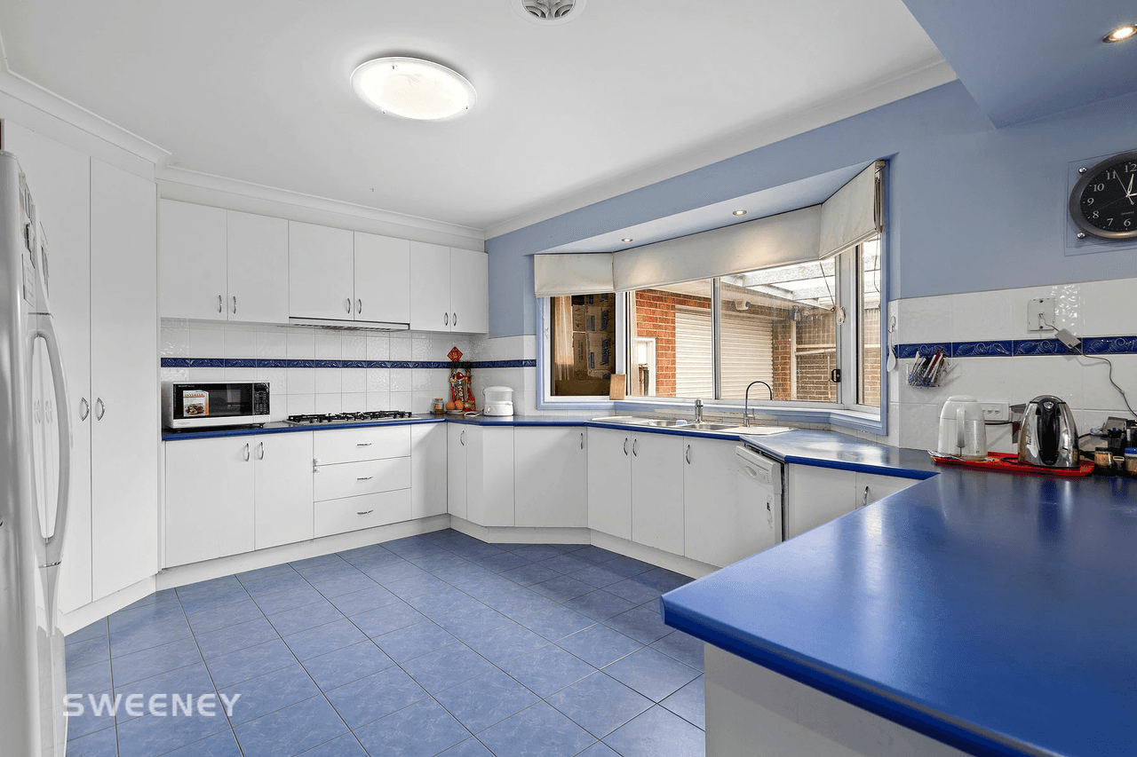 10 Lakefield Way, Cairnlea, VIC 3023