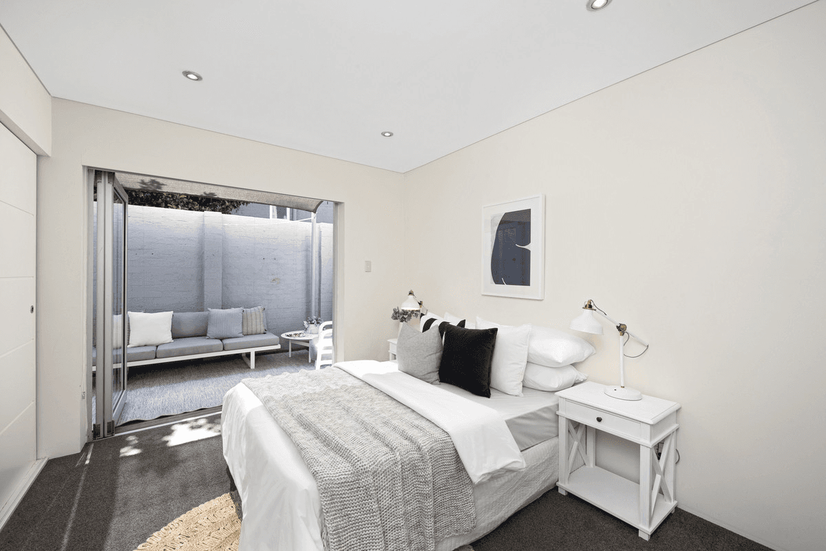 1/51 East Crescent Street, McMahons Point, NSW 2060