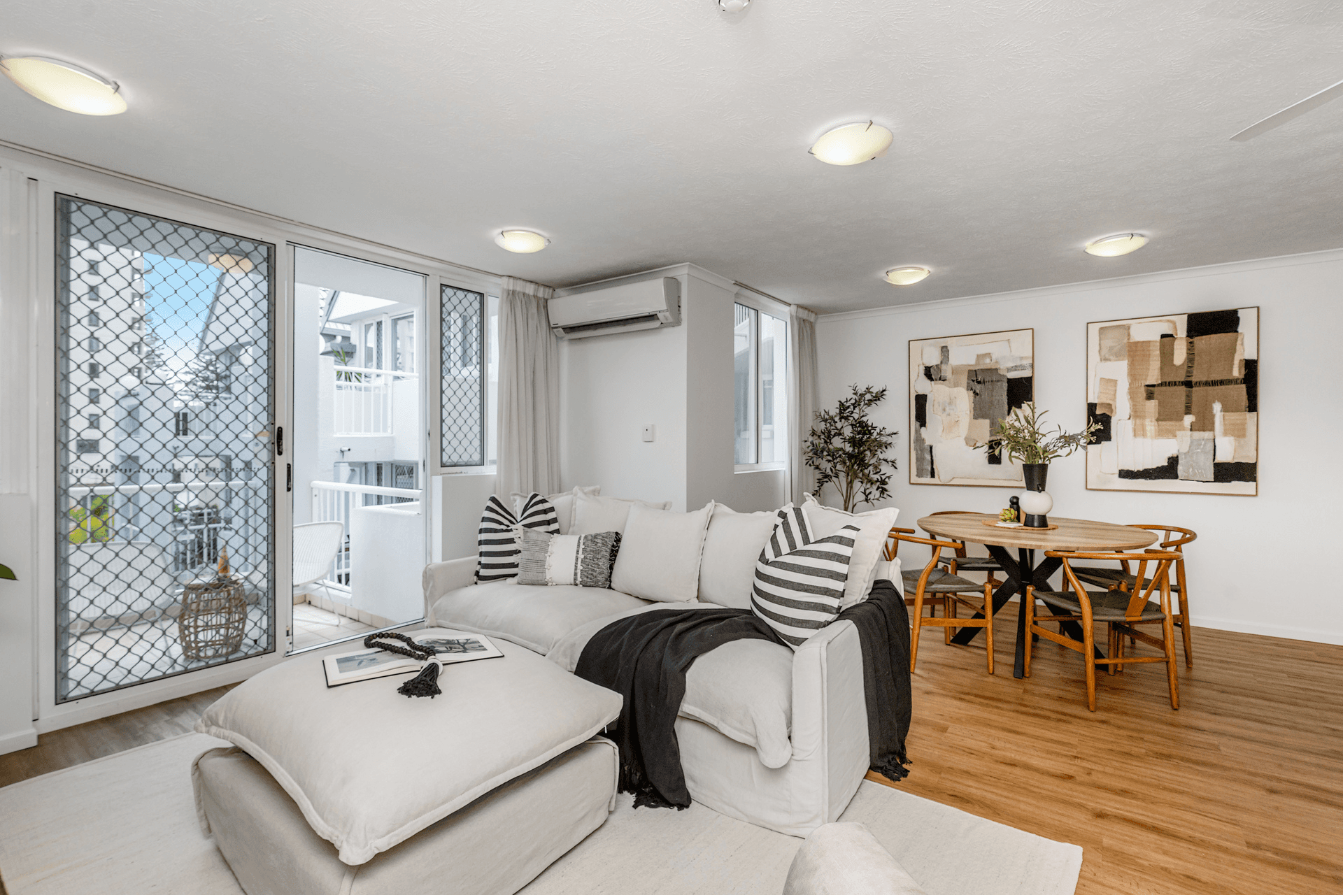 21/243 Boundary Street, Rainbow Bay, QLD 4225