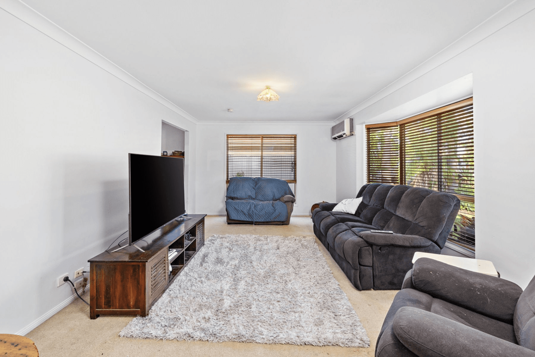 33 Abalone Crescent, THORNLANDS, QLD 4164