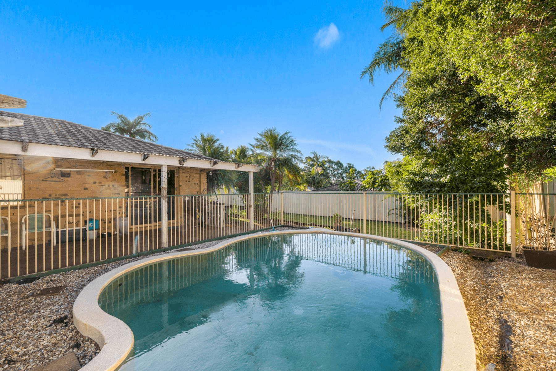 33 Abalone Crescent, THORNLANDS, QLD 4164