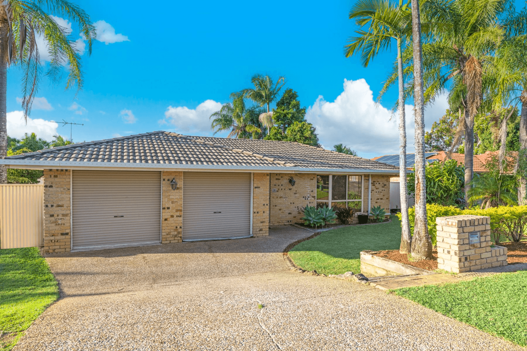 33 Abalone Crescent, THORNLANDS, QLD 4164