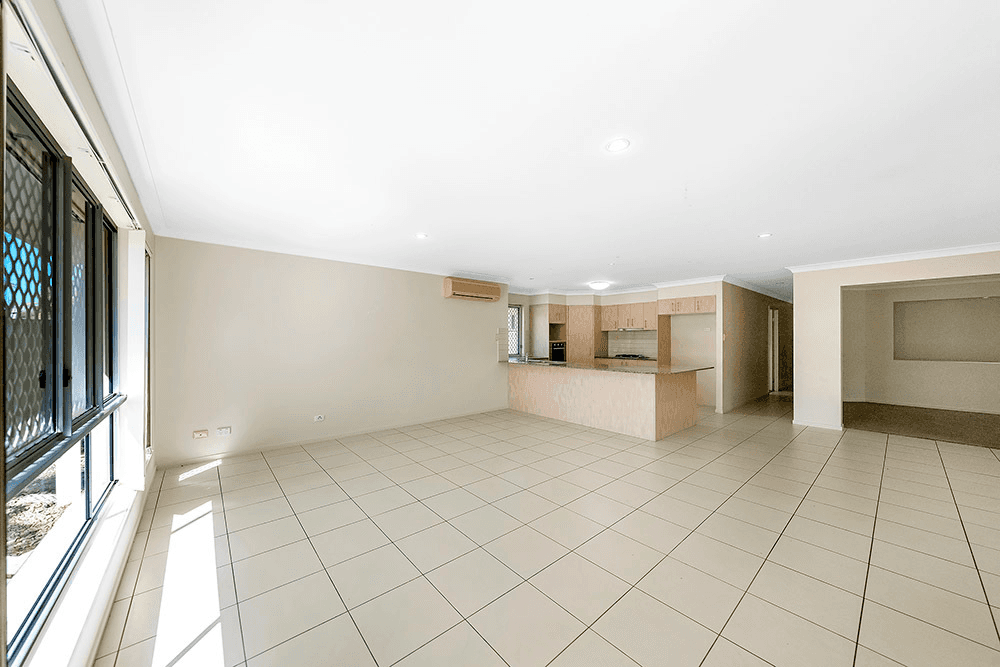 33 Rainbow Circuit, Coomera Waters, QLD 4209