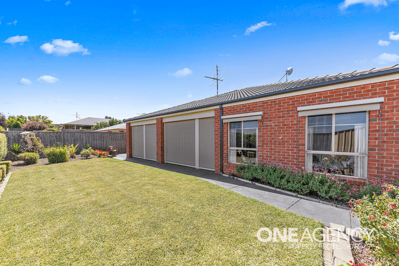 43 Norman Road, DROUIN, VIC 3818