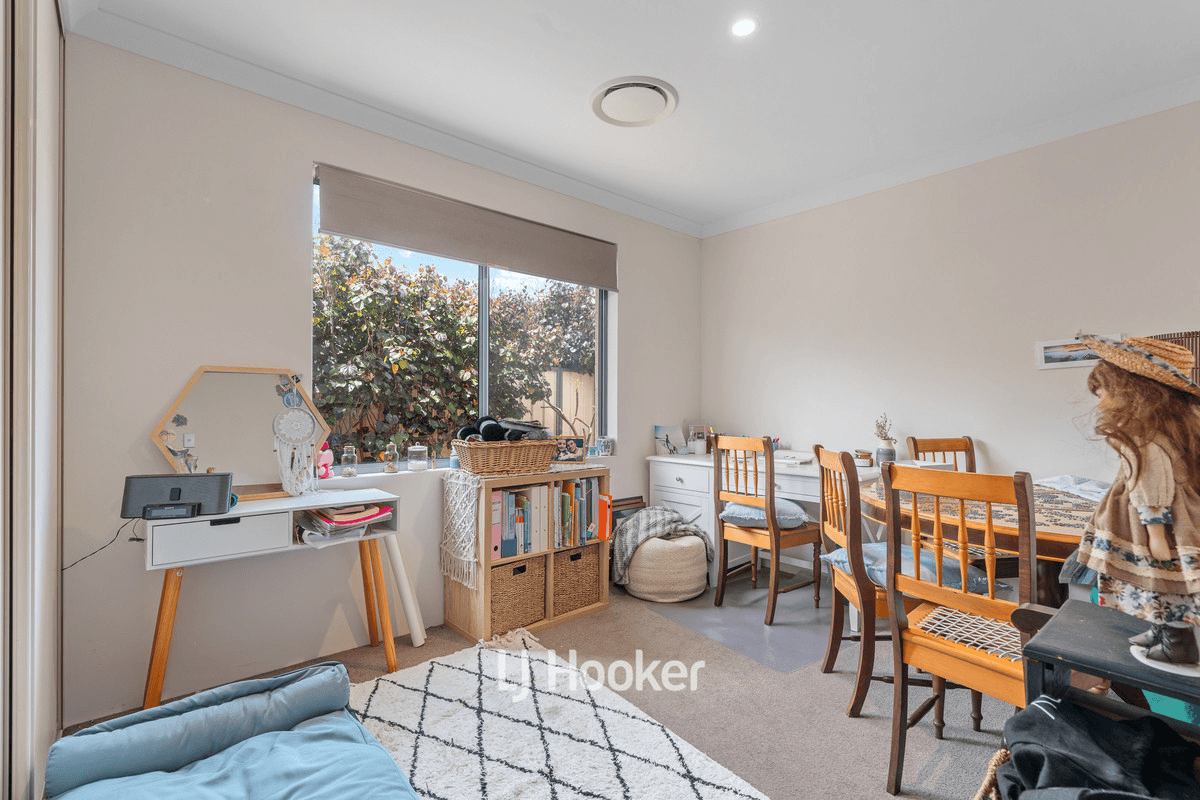 21 Billabong Street, Yalyalup, WA 6280