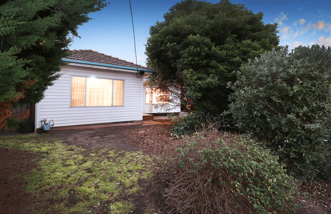 10 Theresa Street, Sunshine North, VIC 3020