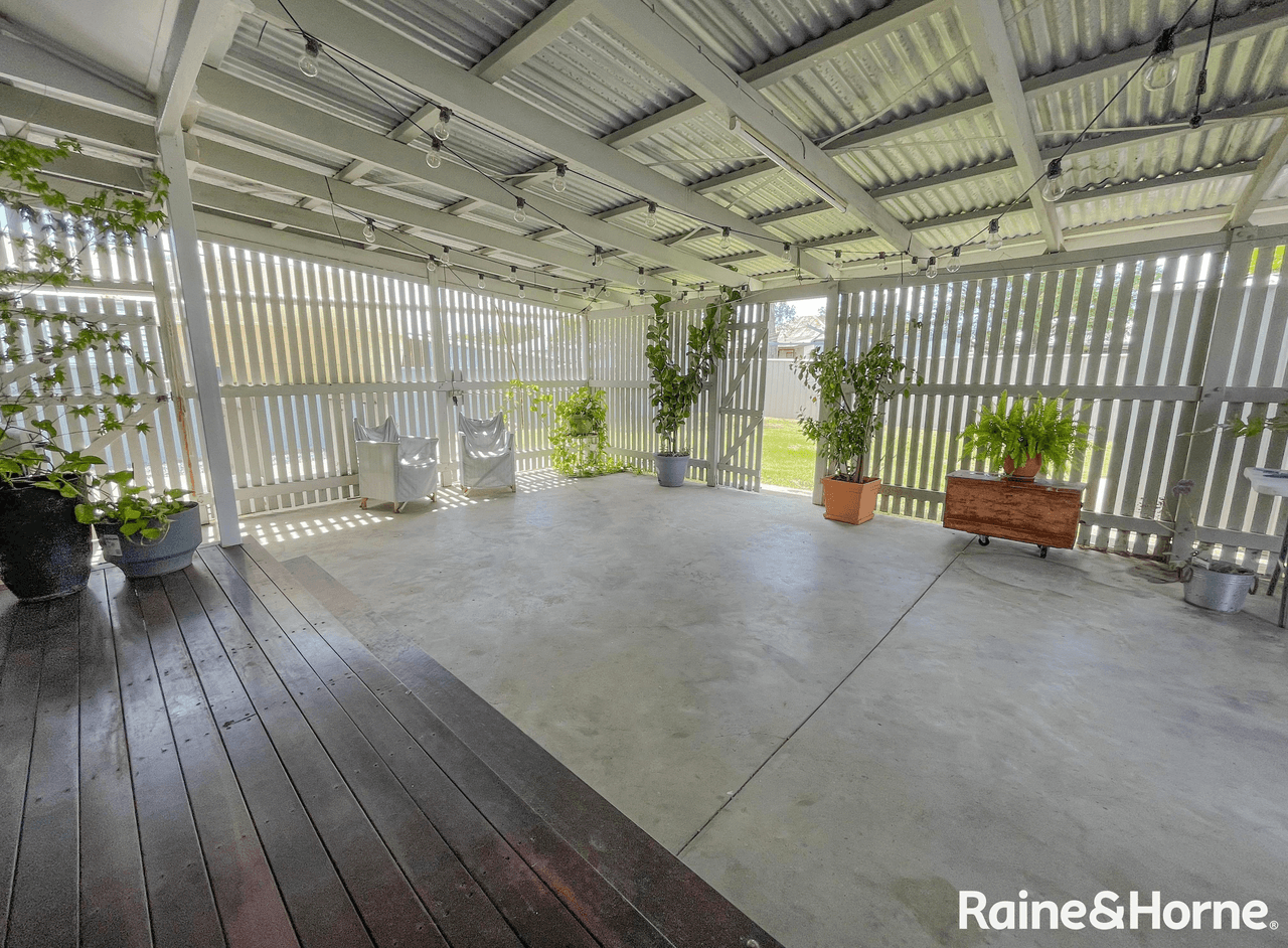 7 Geisel Street, DALBY, QLD 4405