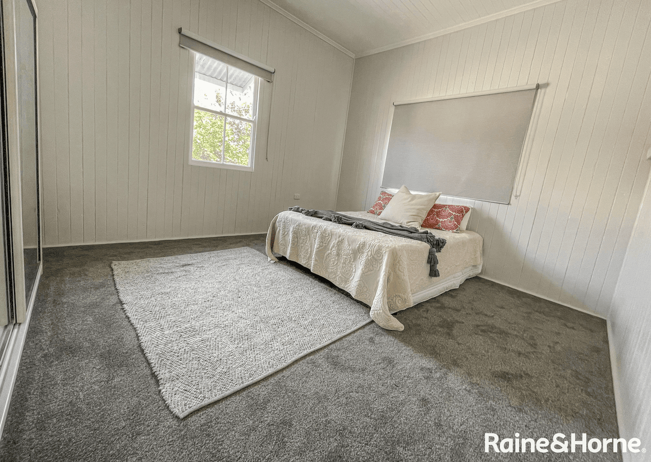 7 Geisel Street, DALBY, QLD 4405