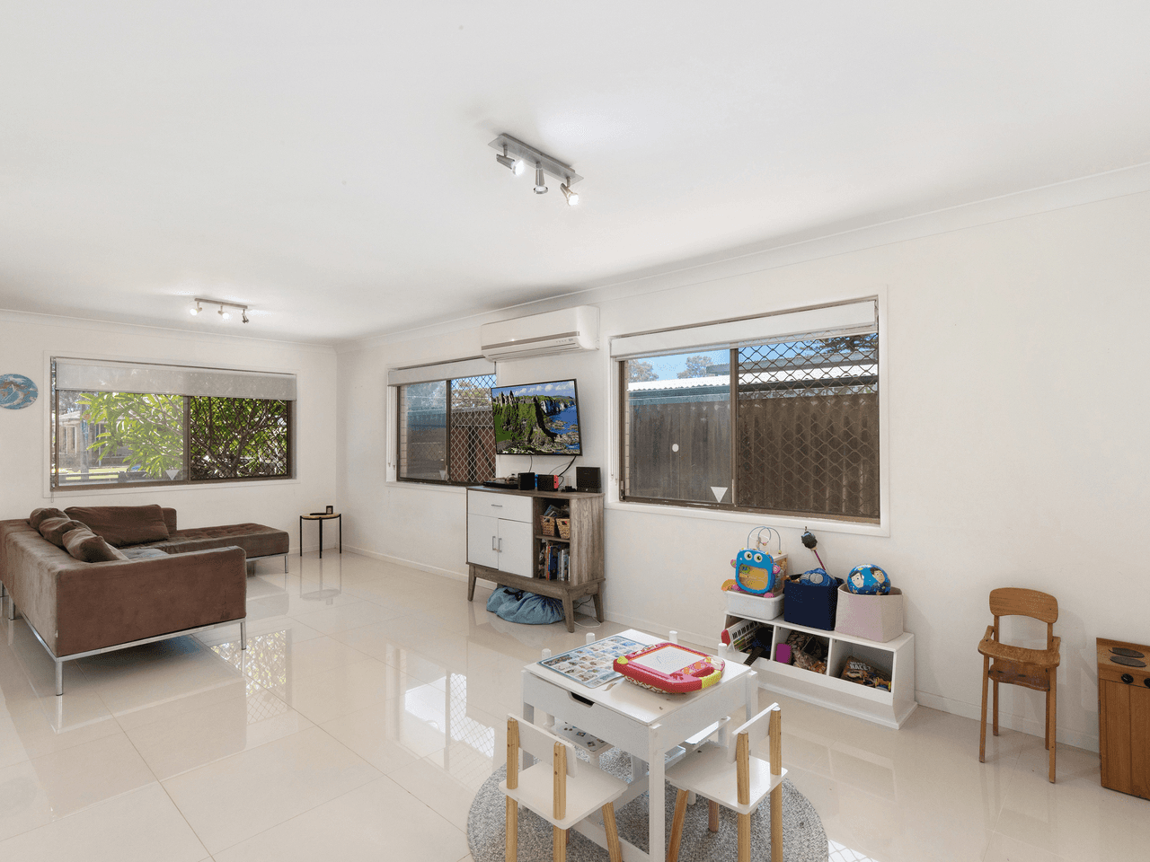 11 Nalkari Street, COOMBABAH, QLD 4216