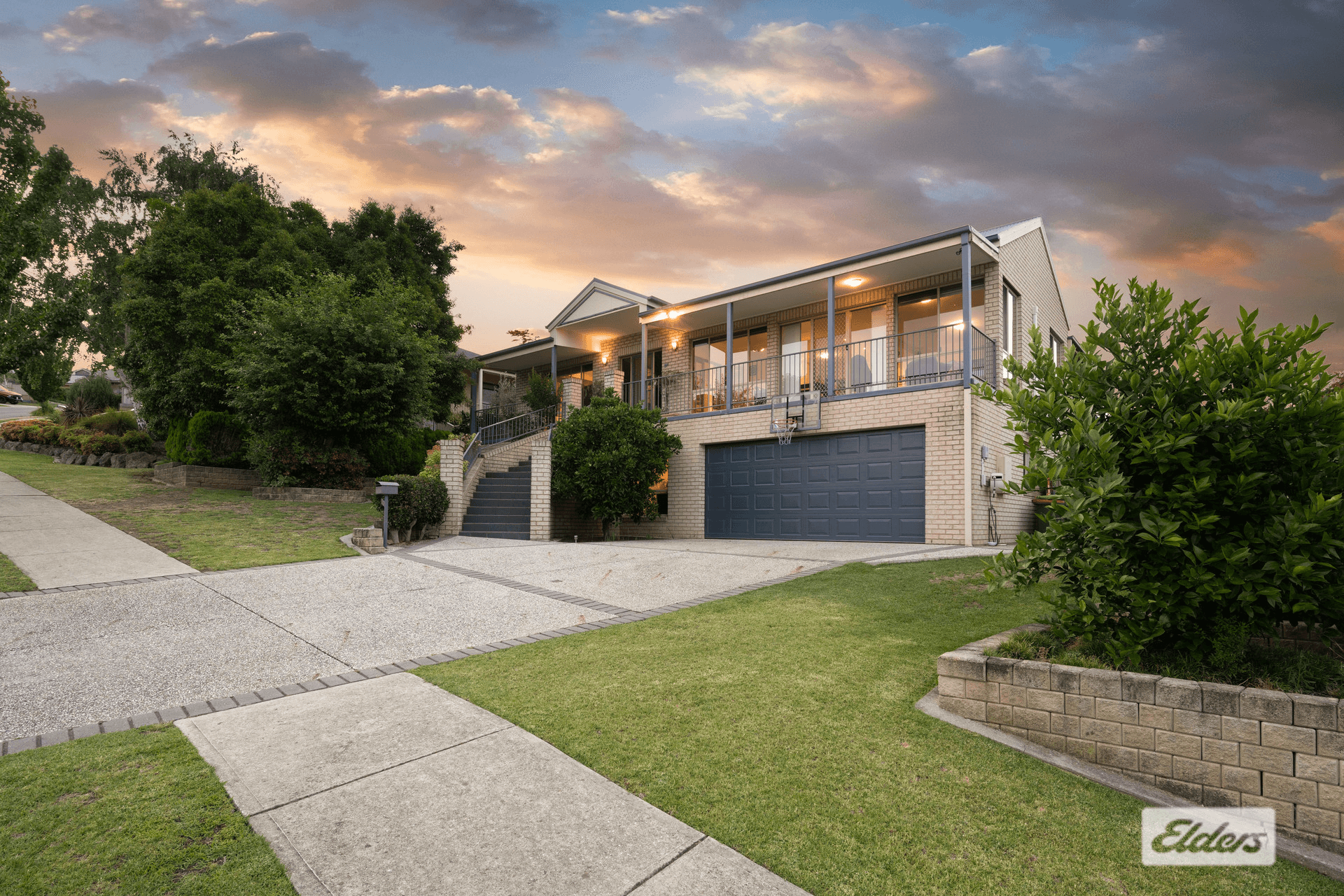 55 Avondale Drive, West Wodonga, VIC 3690