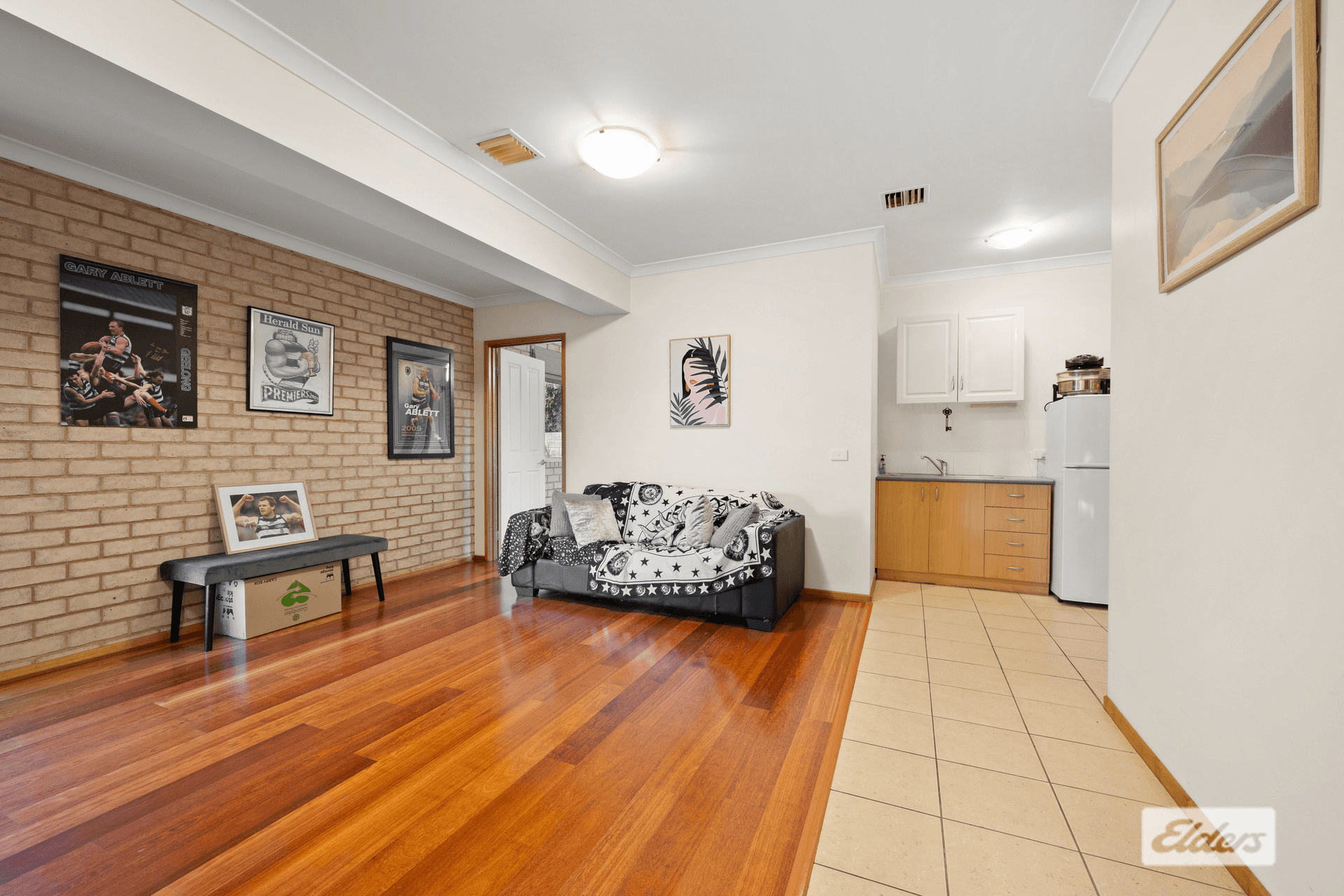 55 Avondale Drive, West Wodonga, VIC 3690