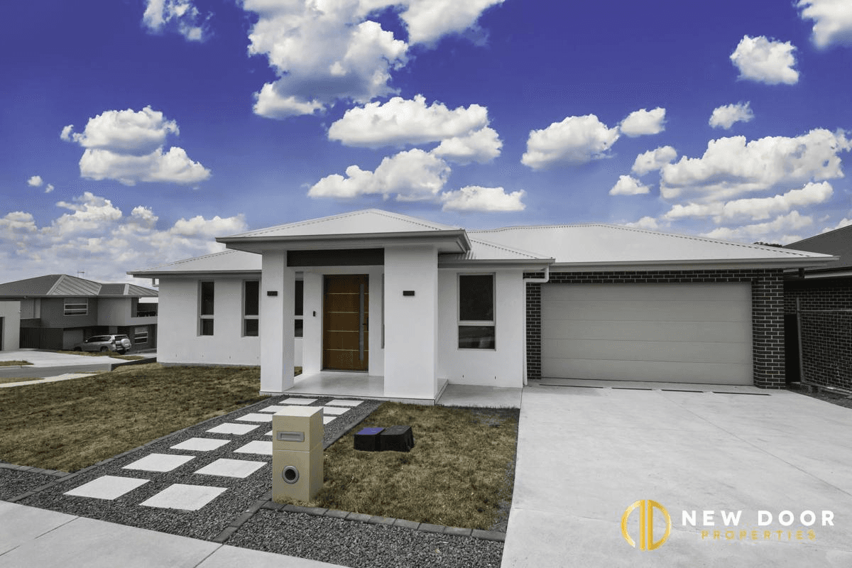 33 Briand Crescent, GOOGONG, NSW 2620