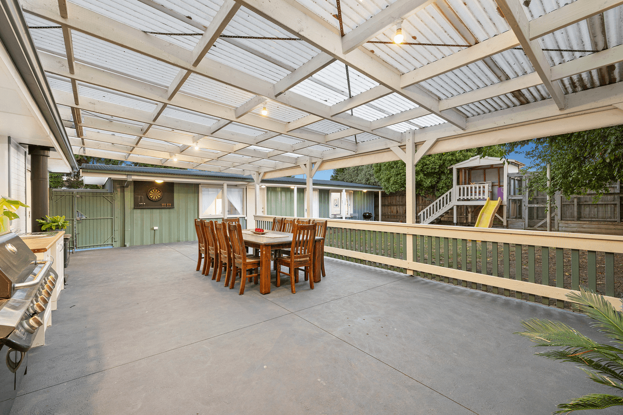 56 Helen Road, FERNTREE GULLY, VIC 3156