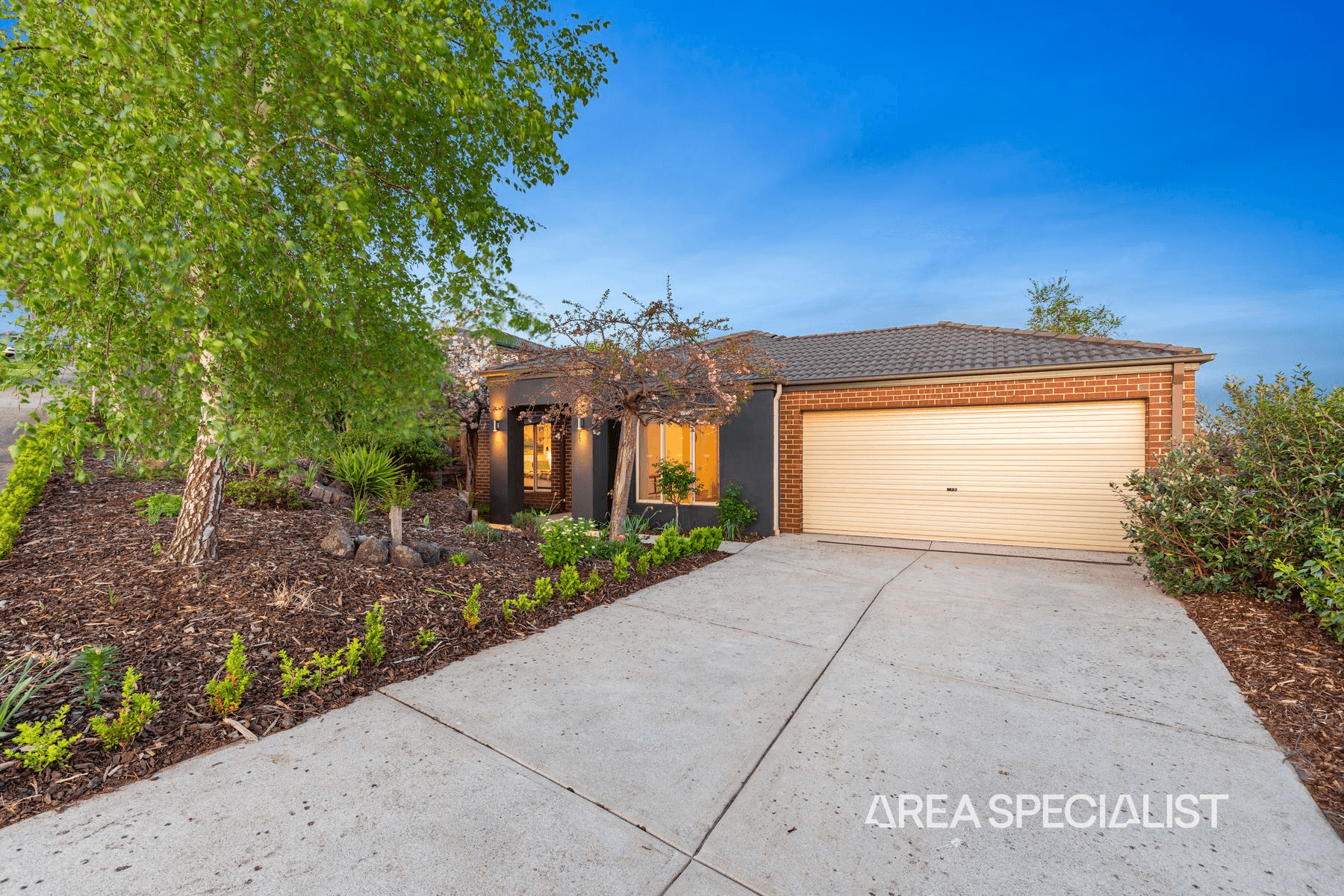 12 Ajax Street, Drouin, VIC 3818