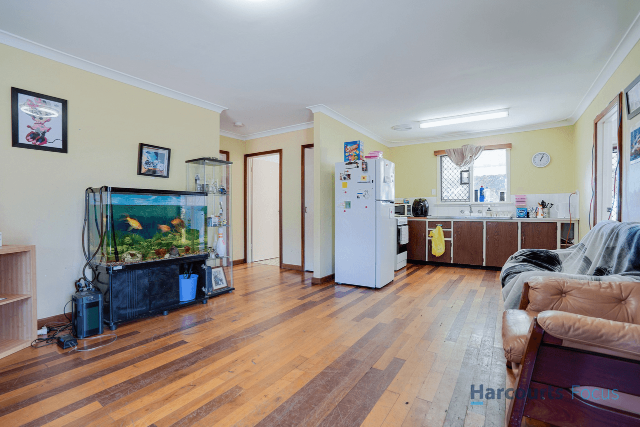 16 Fifth Avenue, MANDURAH, WA 6210