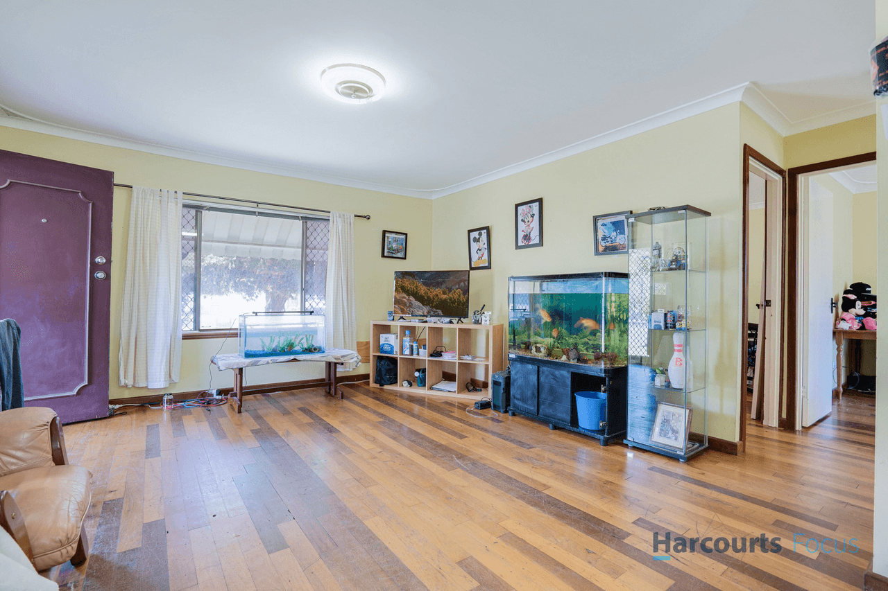 16 Fifth Avenue, MANDURAH, WA 6210