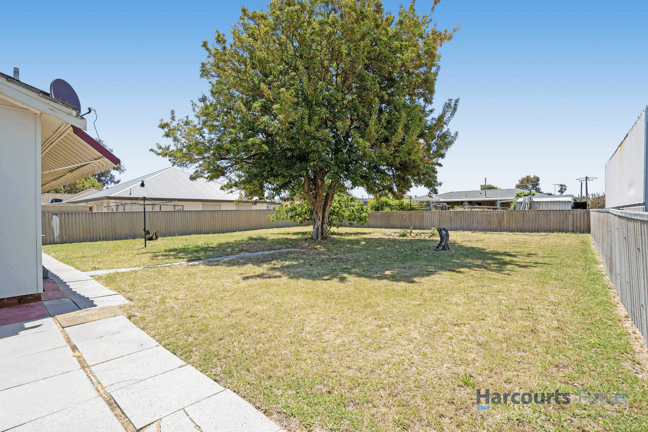 16 Fifth Avenue, MANDURAH, WA 6210