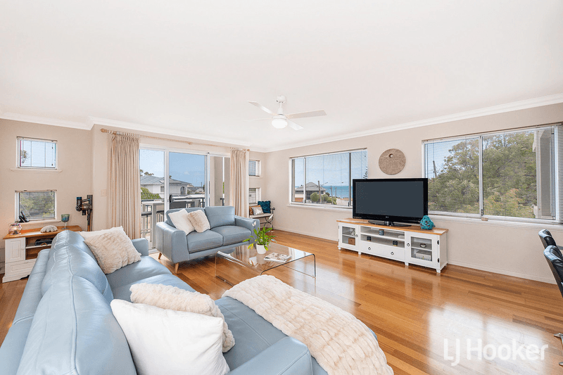 1/110 Leighton Road, HALLS HEAD, WA 6210