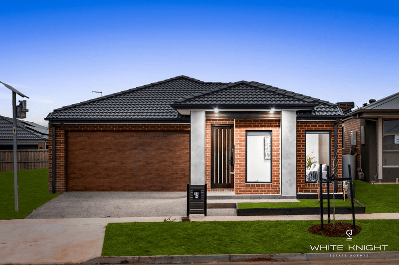 13 Fairmont Crescent, FRASER RISE, VIC 3336