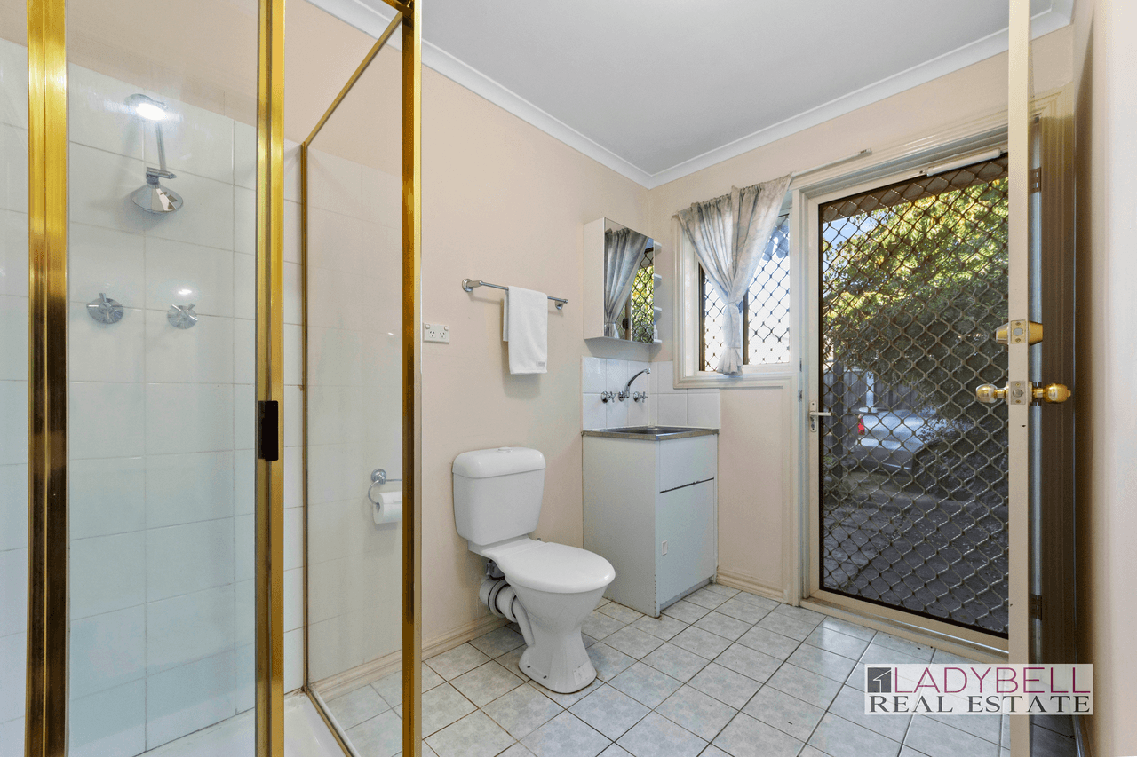 2/215 Millers Road, ALTONA NORTH, VIC 3025