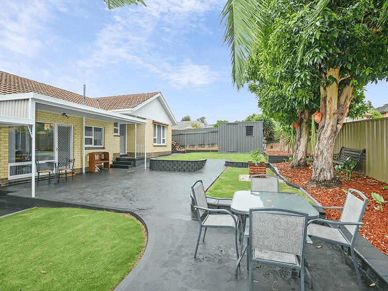 11 Saphire Road, MORPHETT VALE, SA 5162