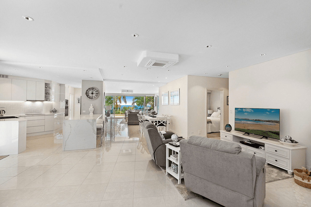 2/46 Campbell Crescent, TERRIGAL, NSW 2260