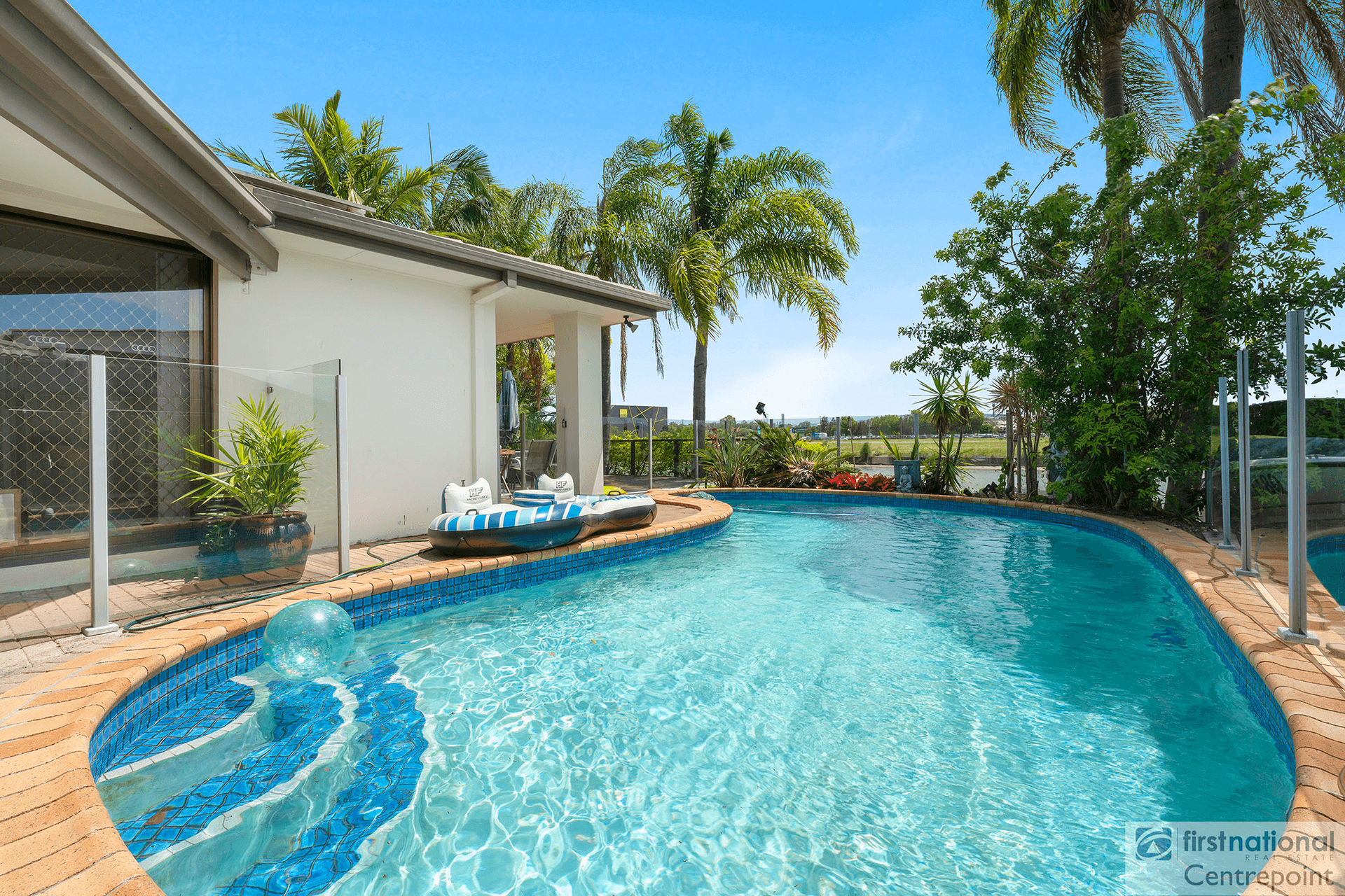 38 Thompson Street, Biggera Waters, QLD 4216