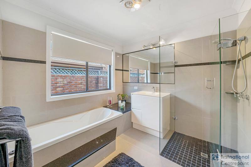 38 Thompson Street, Biggera Waters, QLD 4216