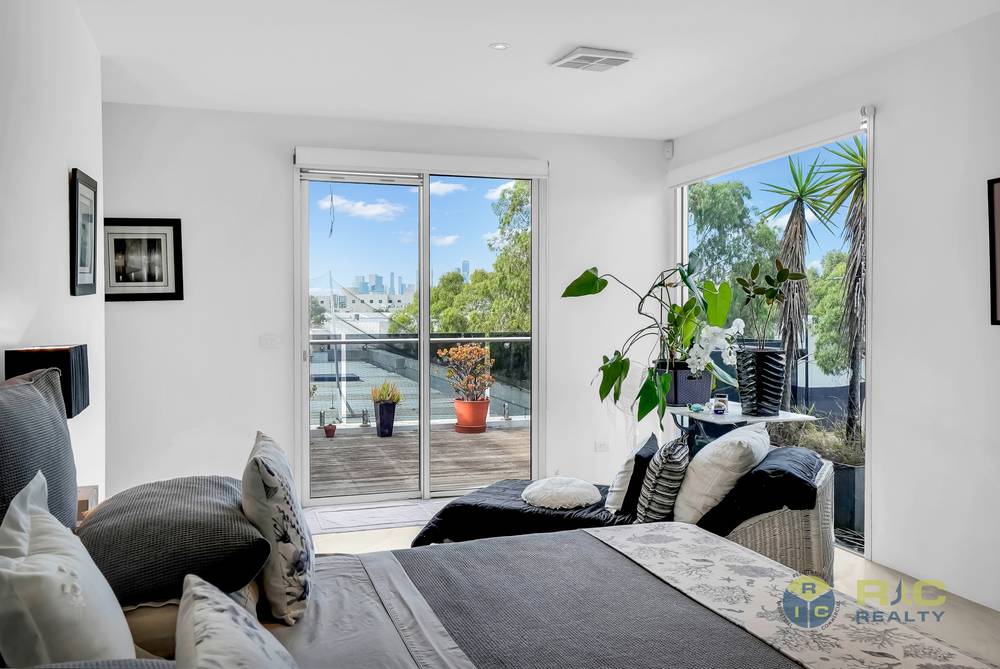 3/38-42 Sabre Drive, PORT MELBOURNE, VIC 3207