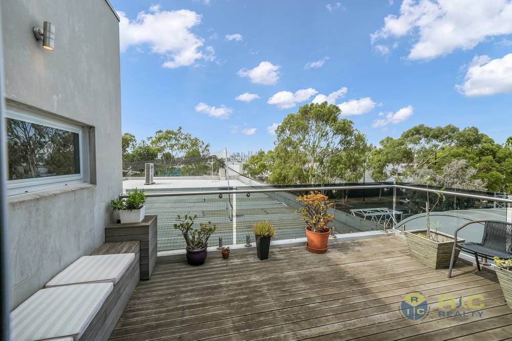 3/38-42 Sabre Drive, PORT MELBOURNE, VIC 3207