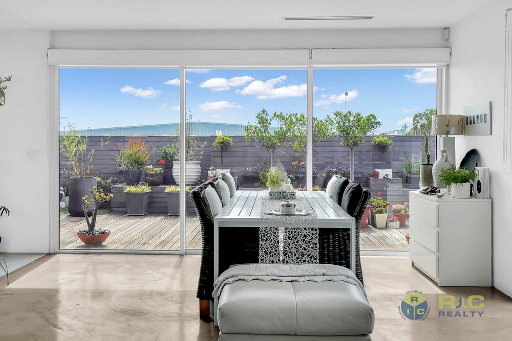 3/38-42 Sabre Drive, PORT MELBOURNE, VIC 3207