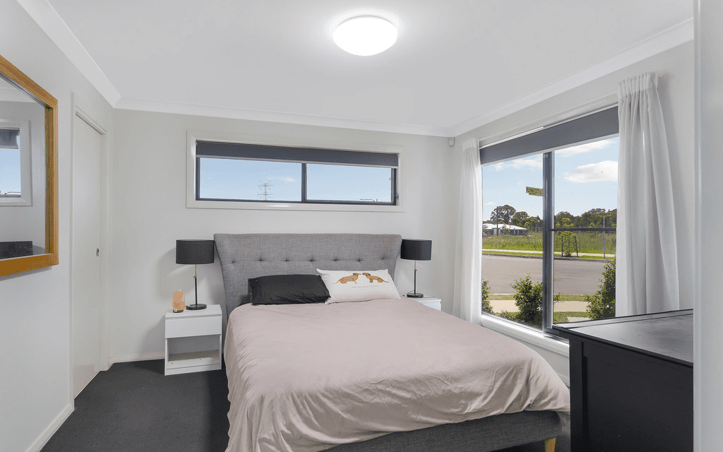 153 Armoury Road, JORDAN SPRINGS, NSW 2747