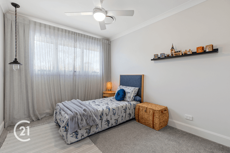 24 Hilton Terrace, Tewantin, QLD 4565