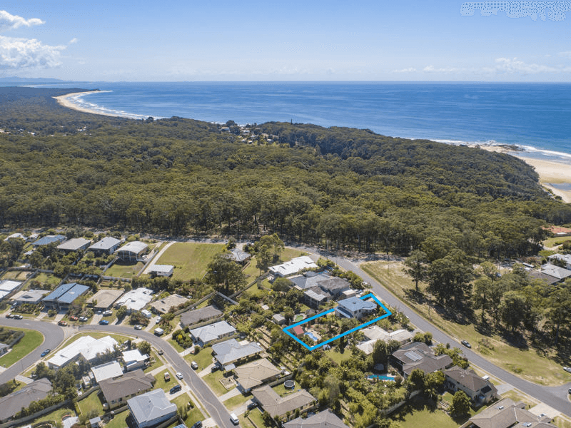 92 Ocean View Drive, VALLA BEACH, NSW 2448