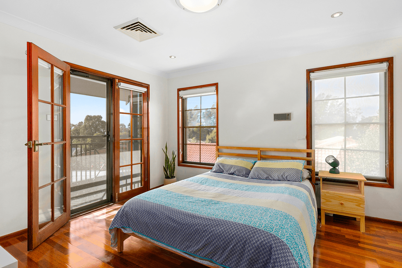 10 Watergum Place, Alfords Point, NSW 2234