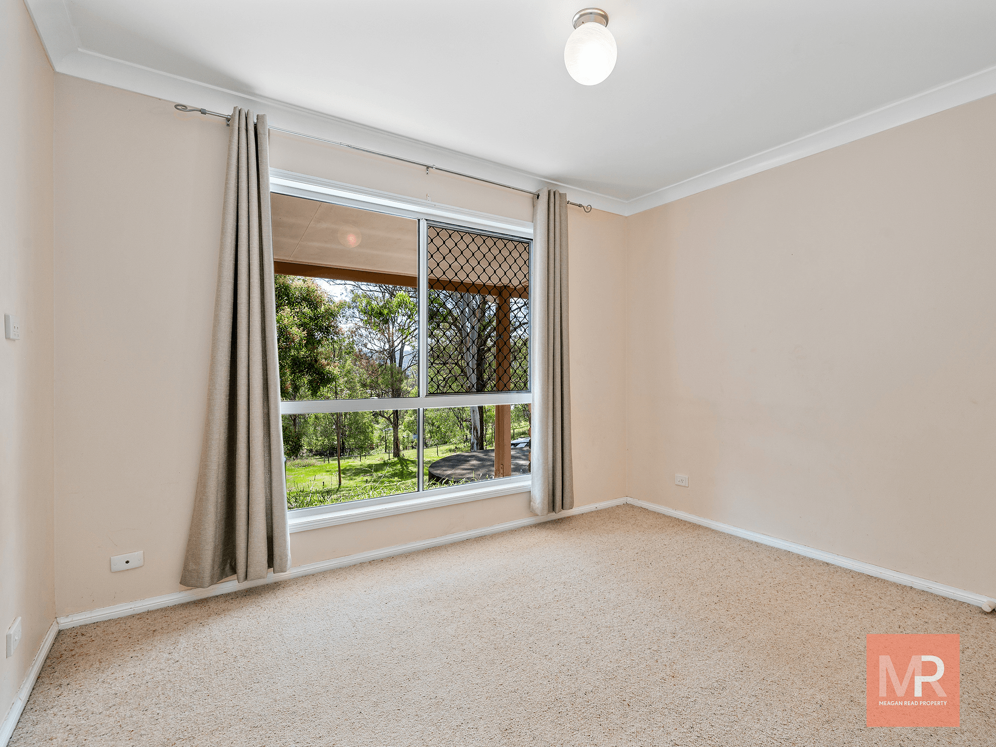 148 Randwick Drive, MUNDOOLUN, QLD 4285